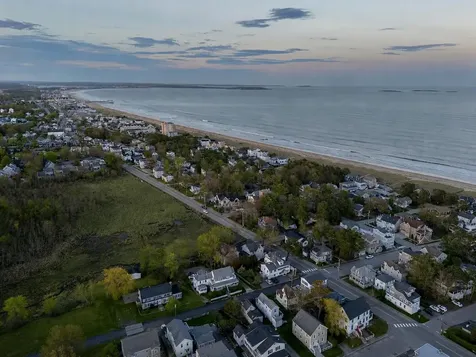 170 W Grand Avenue Old Orchard Beach ME 04064