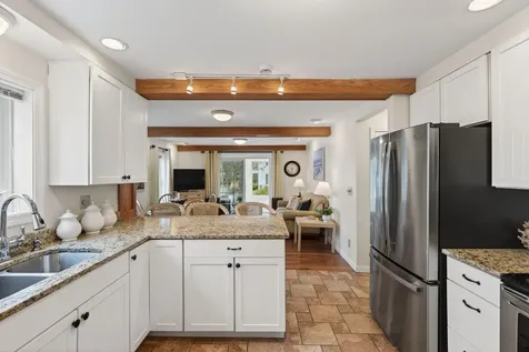 170 W Grand Avenue Old Orchard Beach ME 04064