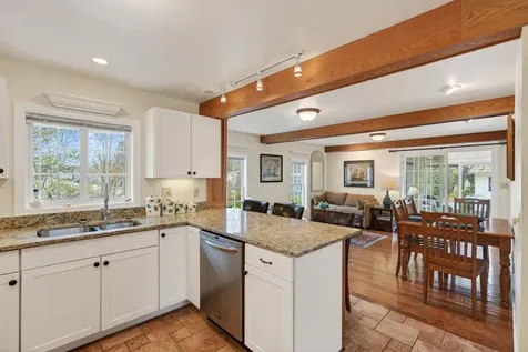170 W Grand Avenue Old Orchard Beach ME 04064