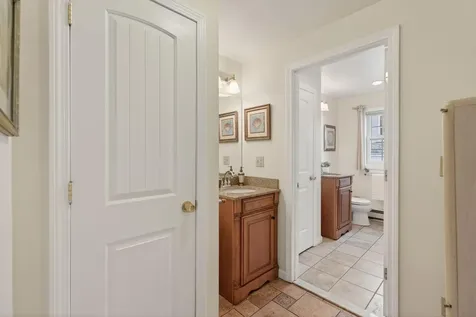 170 W Grand Avenue Old Orchard Beach ME 04064