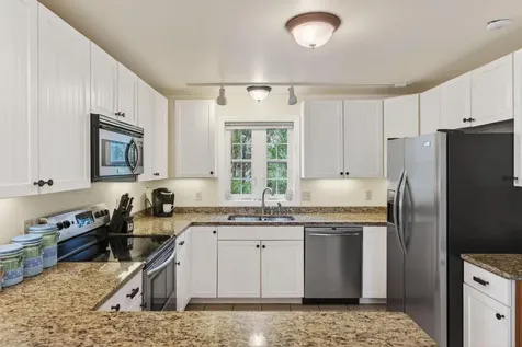170 W Grand Avenue Old Orchard Beach ME 04064