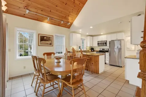 170 W Grand Avenue Old Orchard Beach ME 04064