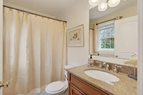 170 W Grand Avenue Old Orchard Beach ME 04064