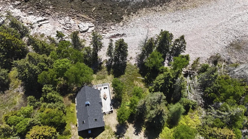 180 Red Point Road Swans Island ME 04685