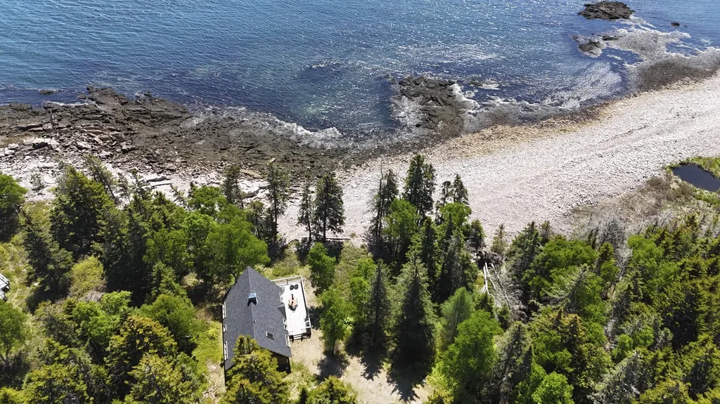 180 Red Point Road Swans Island ME 04685