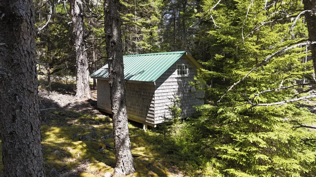 180 Red Point Road Swans Island ME 04685