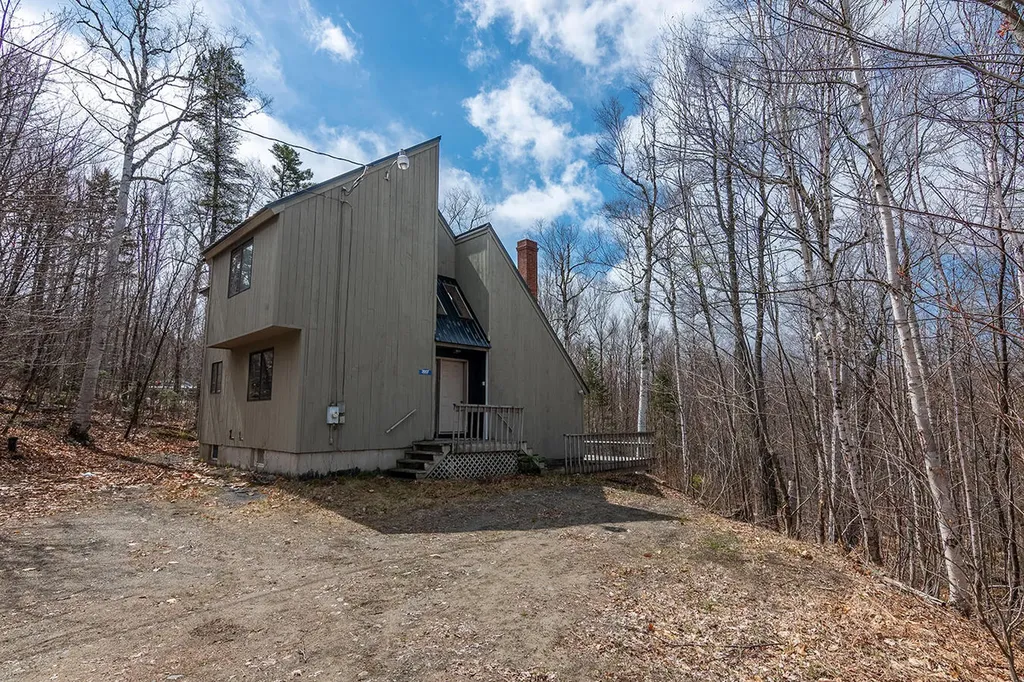2007 Pond Road Carrabassett Valley ME 04947