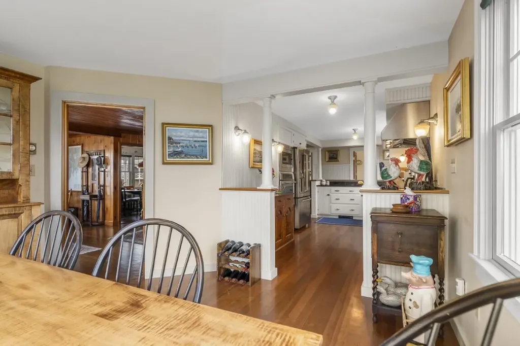 135 Shore Road Boothbay ME 04544