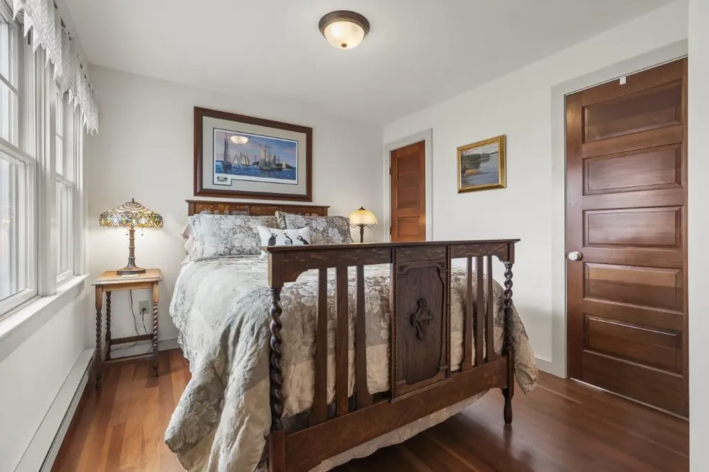 135 Shore Road Boothbay ME 04544