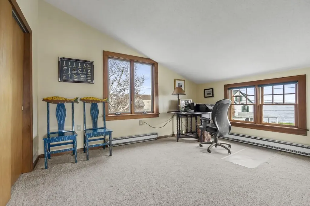 135 Shore Road Boothbay ME 04544