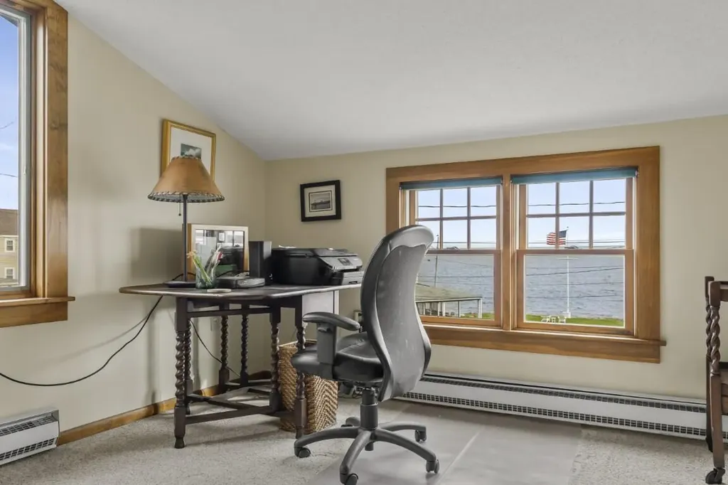135 Shore Road Boothbay ME 04544