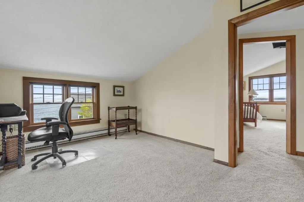 135 Shore Road Boothbay ME 04544