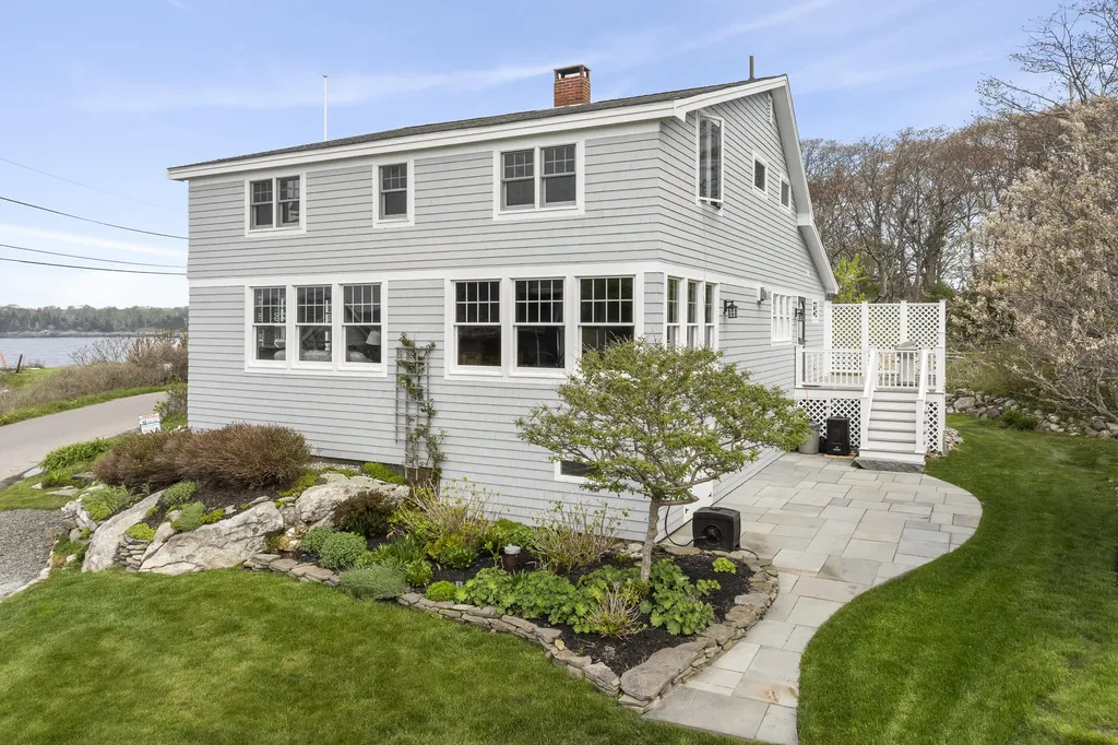 135 Shore Road Boothbay ME 04544