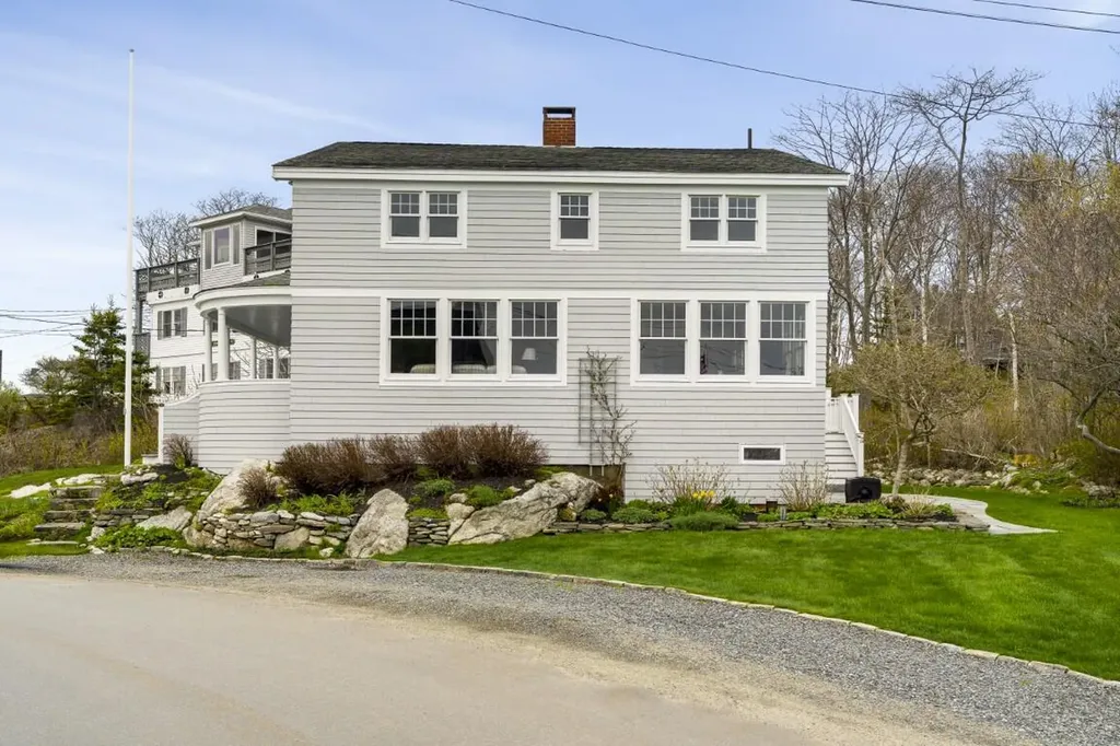 135 Shore Road Boothbay ME 04544