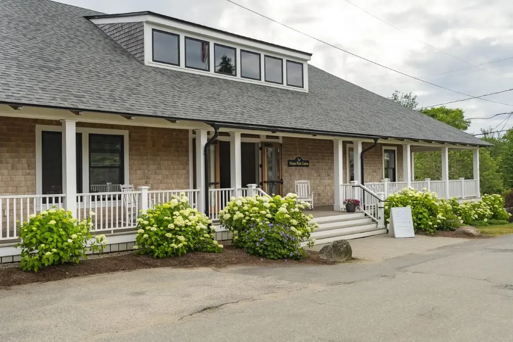 135 Shore Road Boothbay ME 04544
