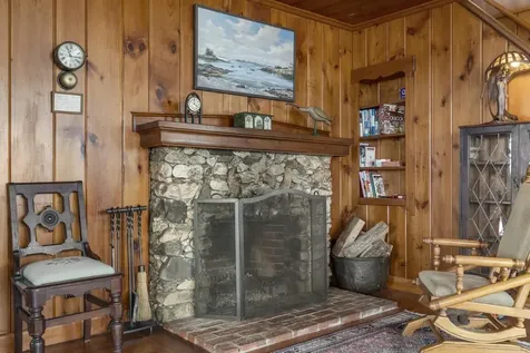 135 Shore Road Boothbay ME 04544