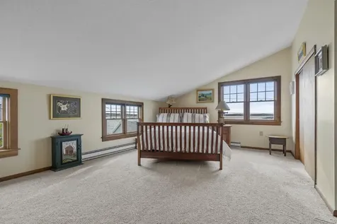 135 Shore Road Boothbay ME 04544