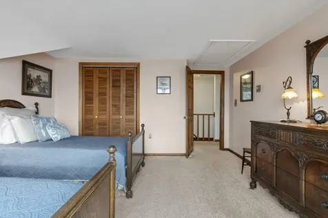 135 Shore Road Boothbay ME 04544