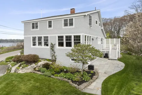 135 Shore Road Boothbay ME 04544