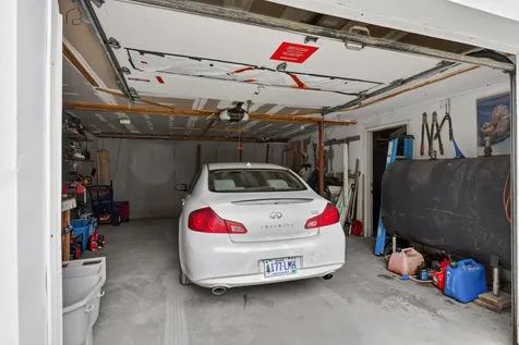 13 Carey Lane Gardiner ME 04345