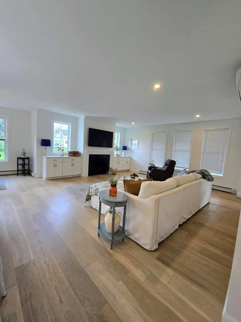 90 Running Hill Road Scarborough ME 04074