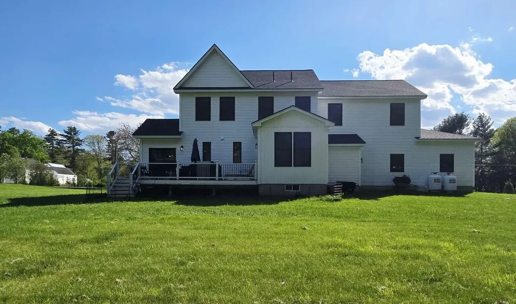 90 Running Hill Road Scarborough ME 04074
