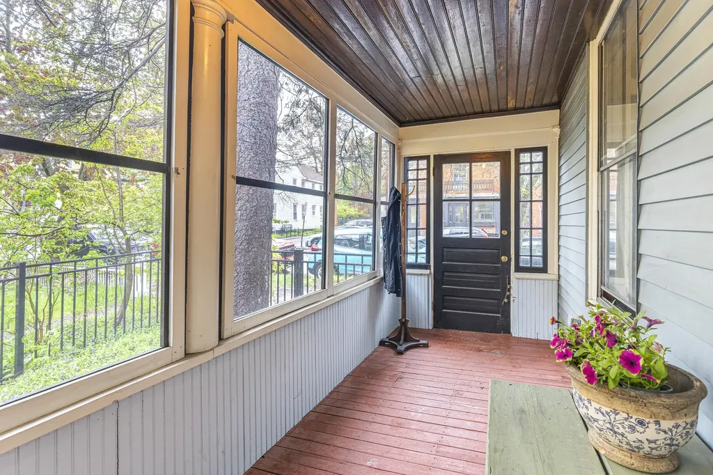 247 Brackett Street Portland ME 04102