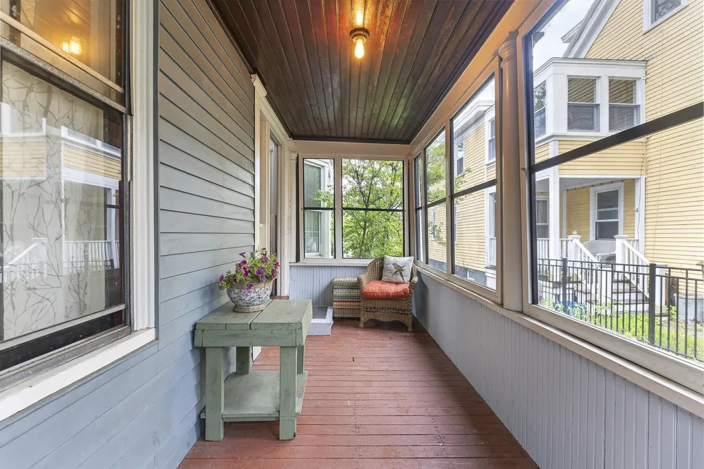 247 Brackett Street Portland ME 04102