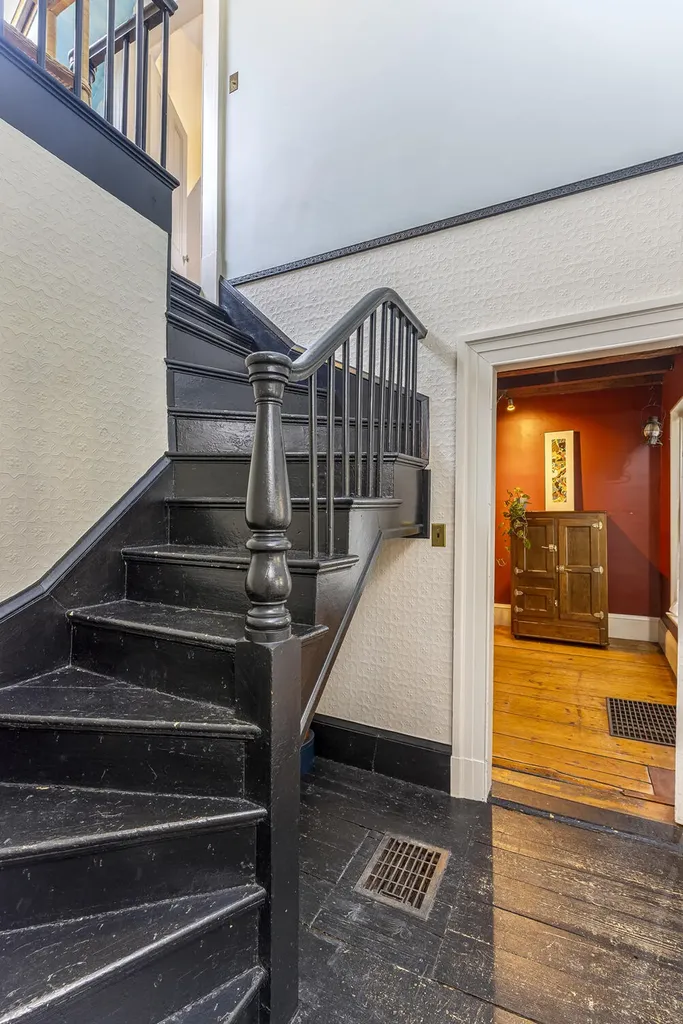 247 Brackett Street Portland ME 04102