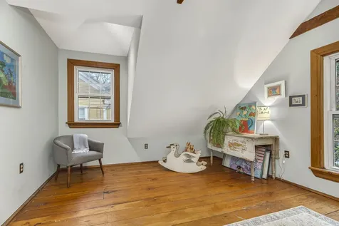 247 Brackett Street Portland ME 04102