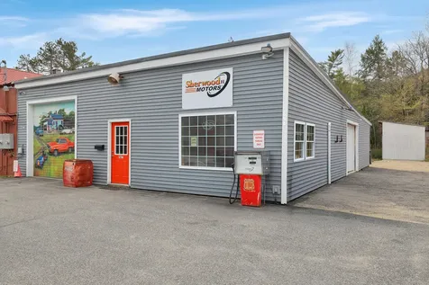 694 River Road Mexico ME 04257