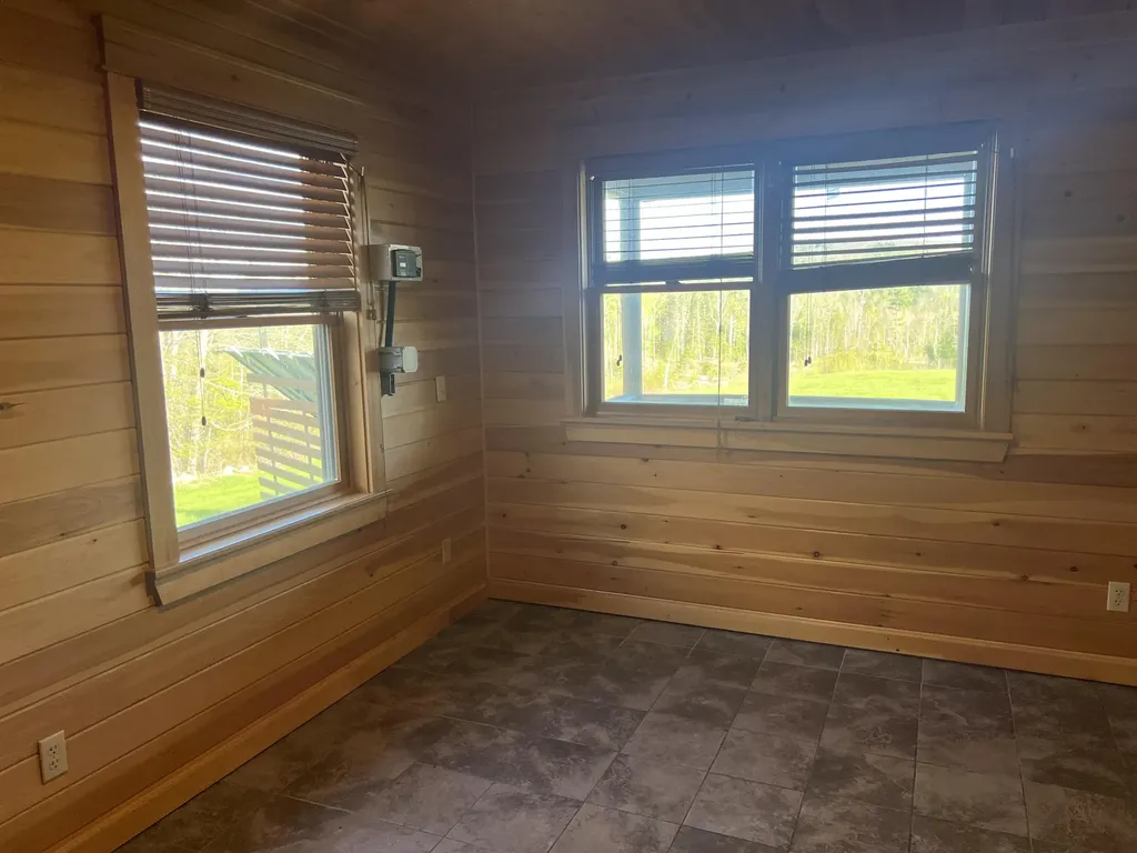 32 Penny Royal Lane Jackson ME 04921