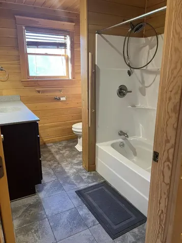 32 Penny Royal Lane Jackson ME 04921