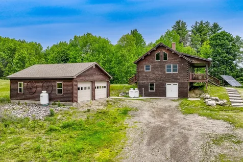 32 Penny Royal Lane Jackson ME 04921