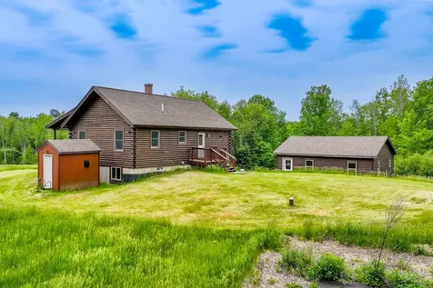 32 Penny Royal Lane Jackson ME 04921