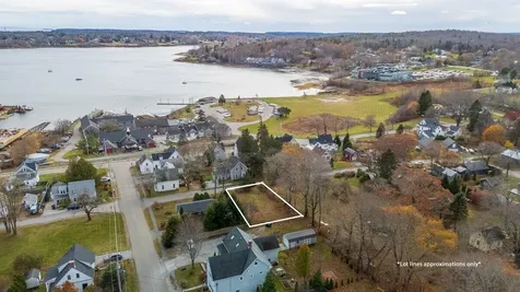 27 South Street Rockland ME 04841
