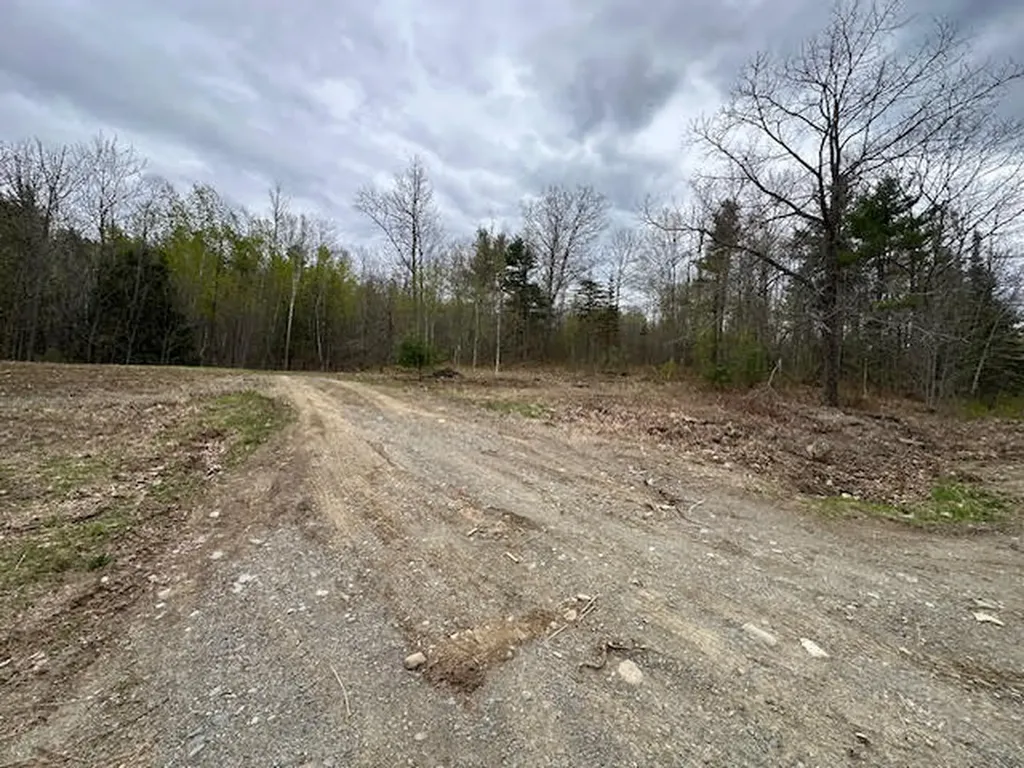 14-01 Crie Hill Road Liberty ME 04949