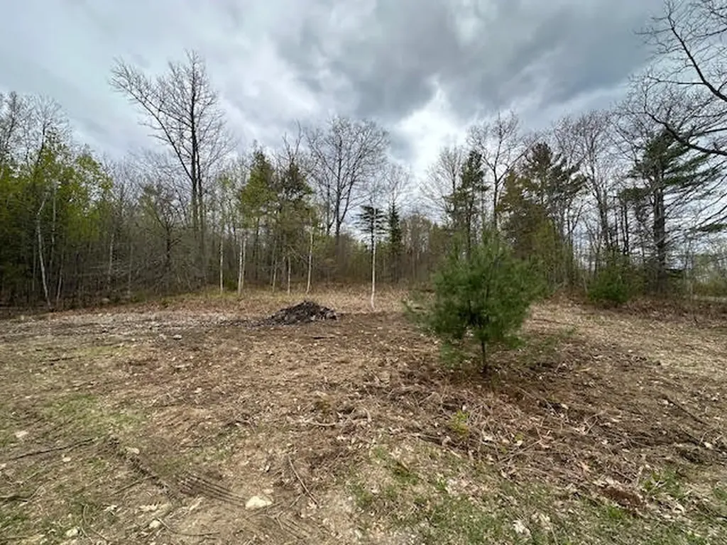 14-01 Crie Hill Road Liberty ME 04949