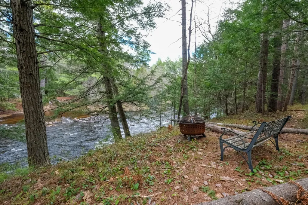 16 Plains Road Harrison ME 04040