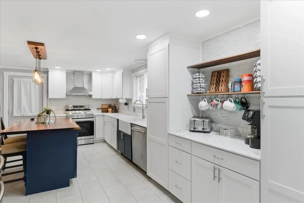 11 Cherry Hill Drive Waterville ME 04901