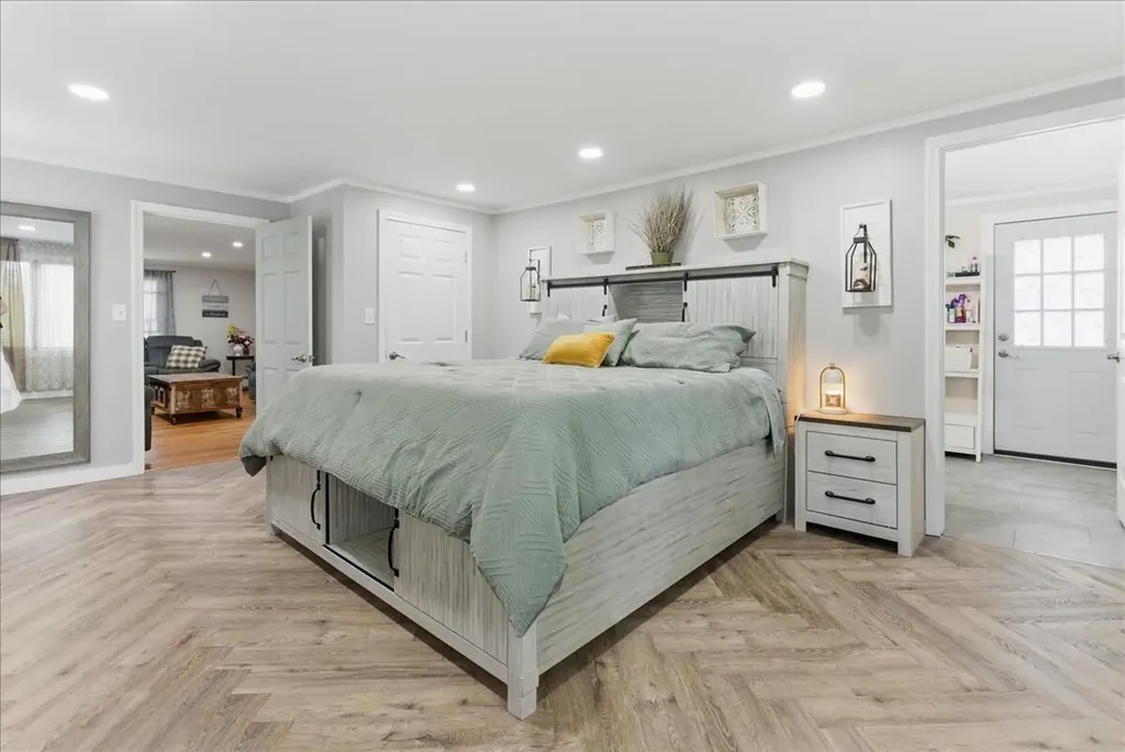 11 Cherry Hill Drive Waterville ME 04901