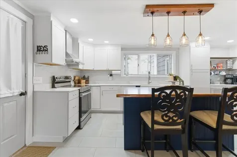 11 Cherry Hill Drive Waterville ME 04901