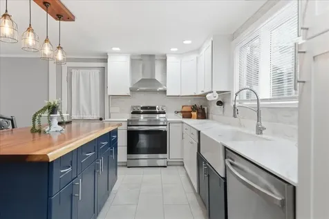 11 Cherry Hill Drive Waterville ME 04901