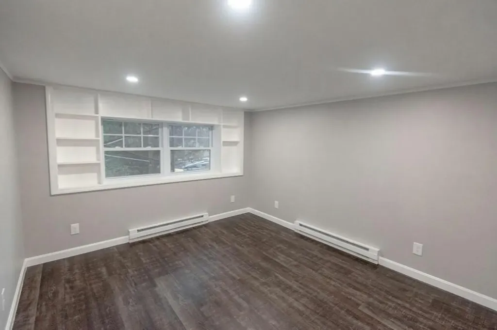 188 Middlesex Road Topsham ME 04086