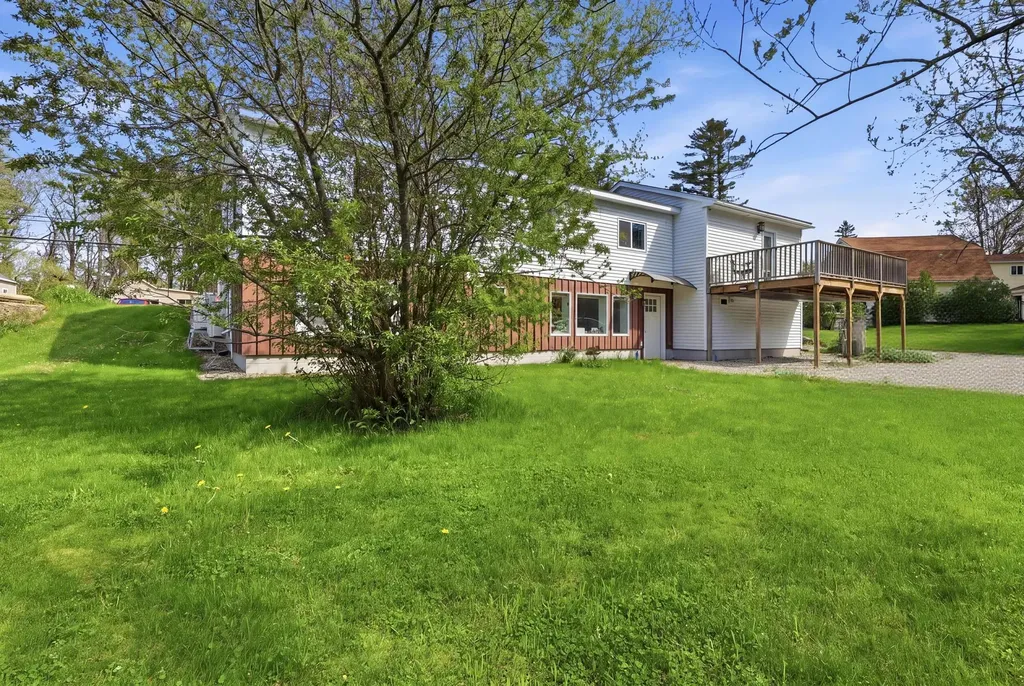188 Middlesex Road Topsham ME 04086
