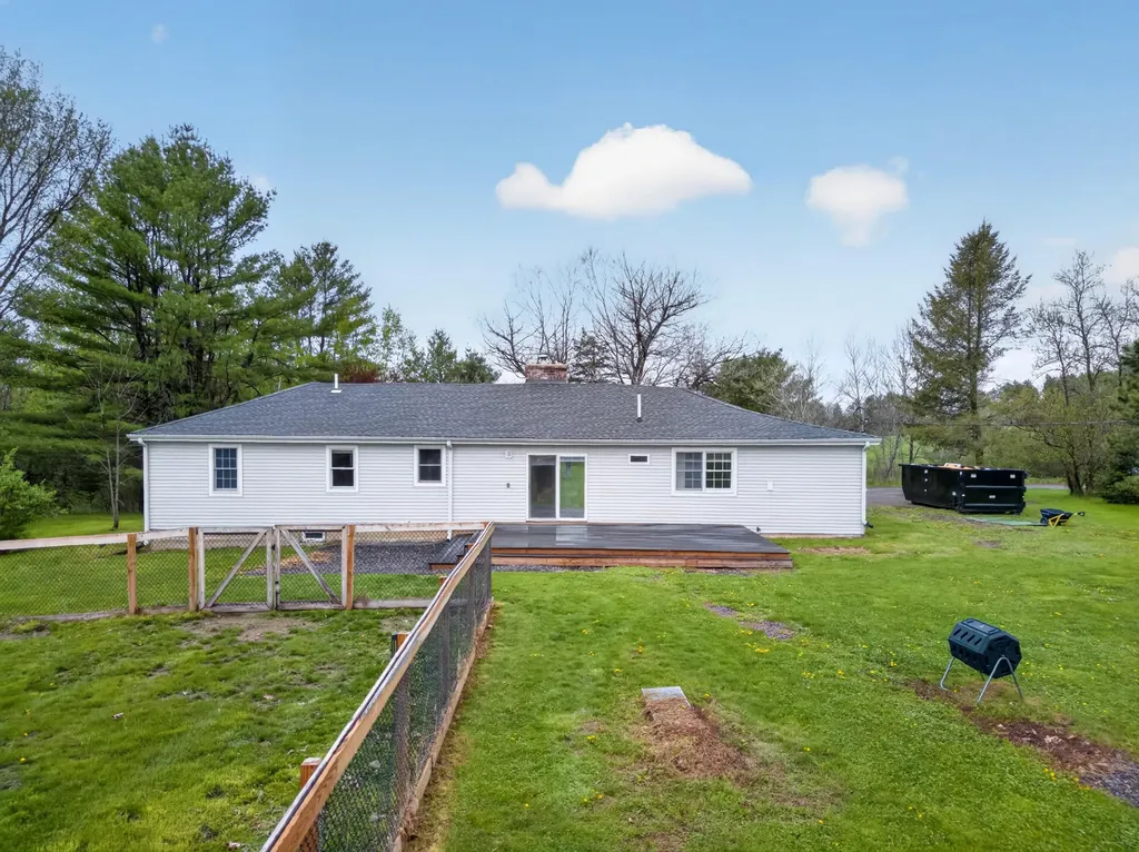 3 Old Quarry Road Vassalboro ME 04989