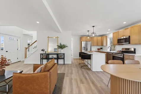 8 Shepherd Lane Windham ME 04062