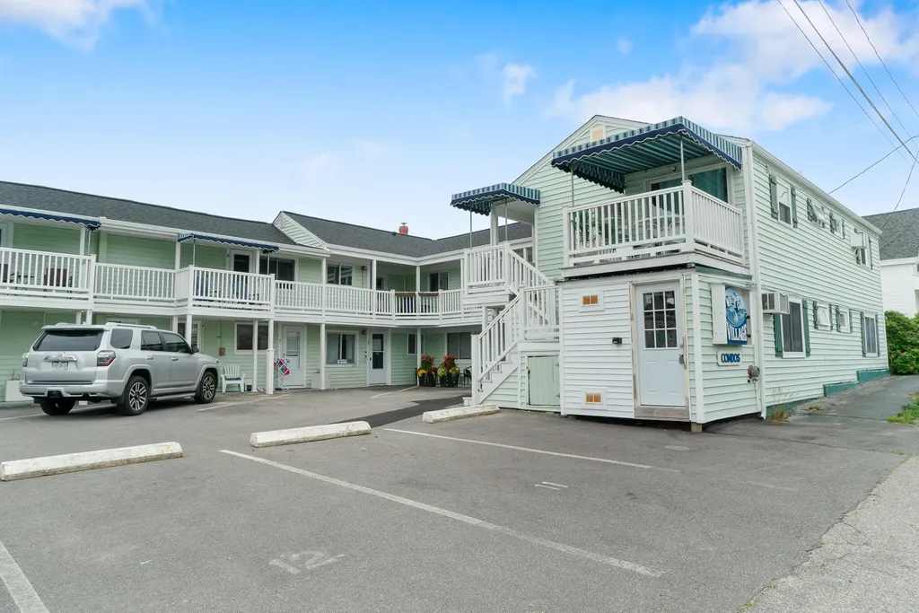 7 Bay Avenue Old Orchard Beach ME 04064