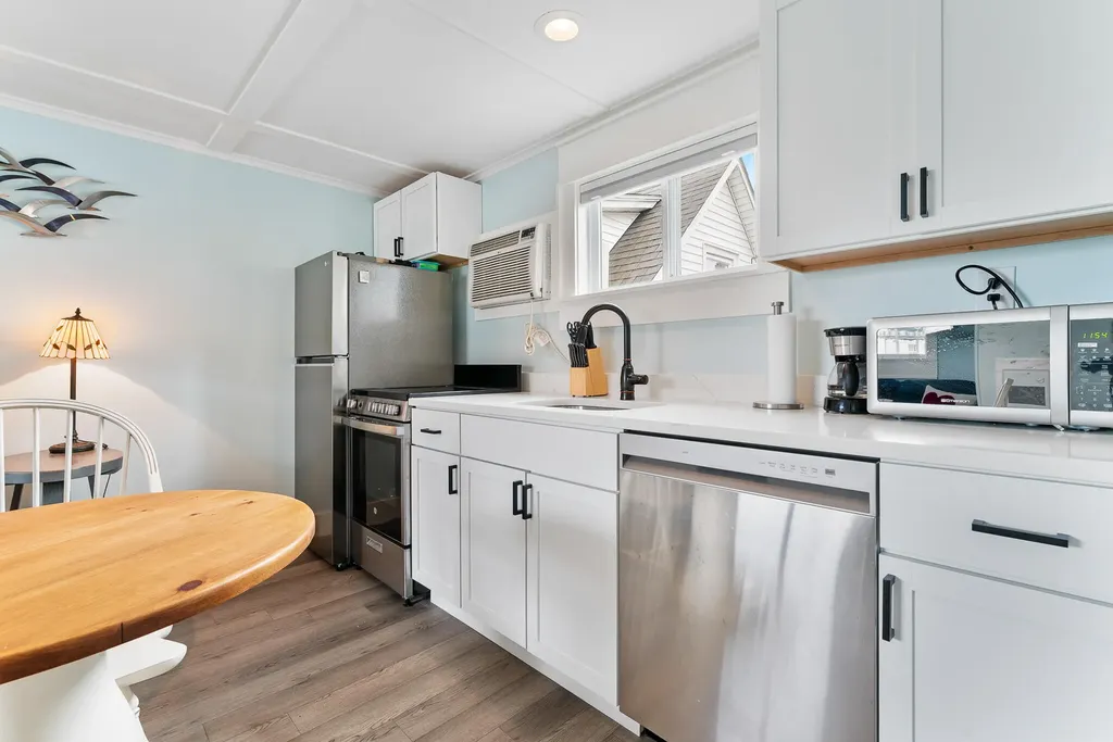 7 Bay Avenue Old Orchard Beach ME 04064