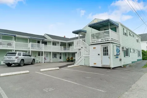 7 Bay Avenue Old Orchard Beach ME 04064